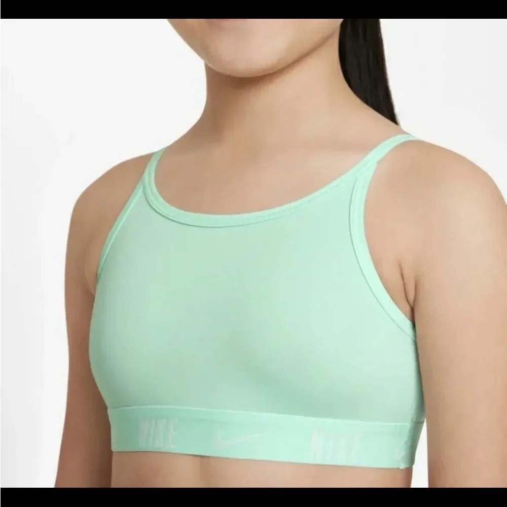 Girls 7-16 Nike Trophy Sports Bra M PLUS, Mint‎ Foam White New